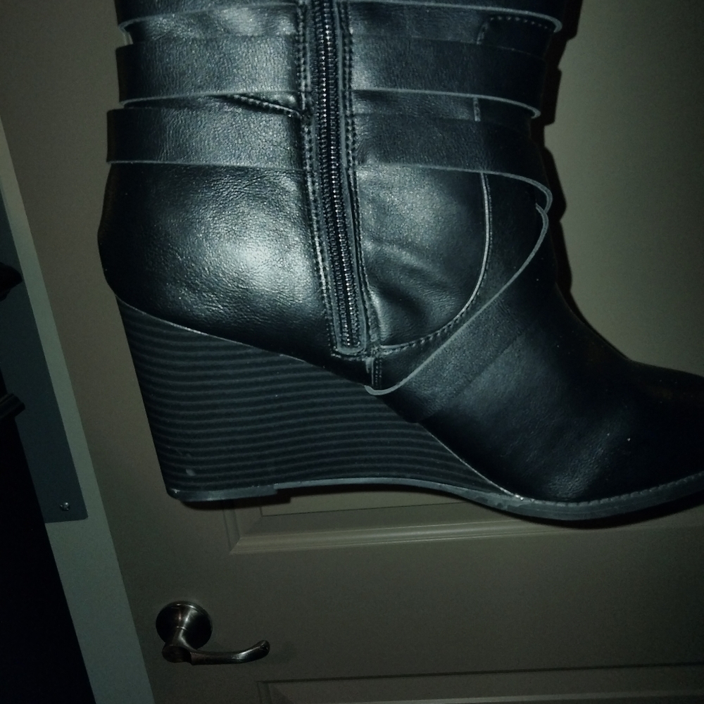 Boots / - Picture 4 of 9